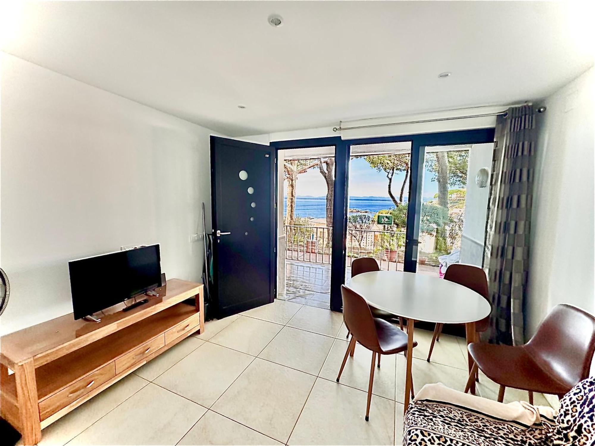 Apartament Bernie Roses Zewnętrze zdjęcie